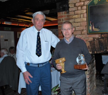 Bert presents the Orchard memorial trohy to Len Laker